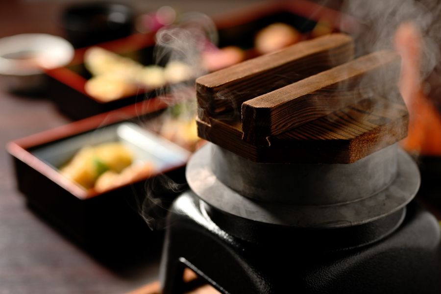 季節の釜めし会席「盂」