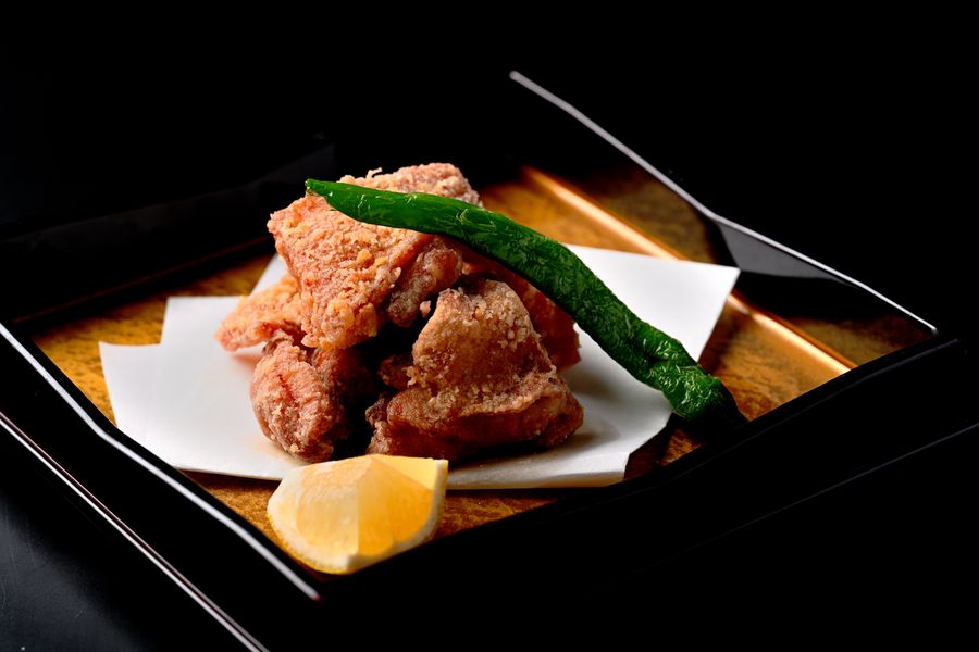 純系名古屋コーチン もも肉の唐揚四貫